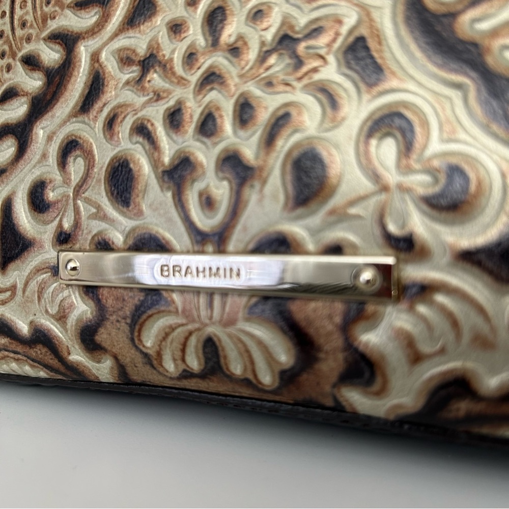 ❌SOLD❌Brahmin Duxbury Gold Bel Canto Satchel - Picture 5 of 14